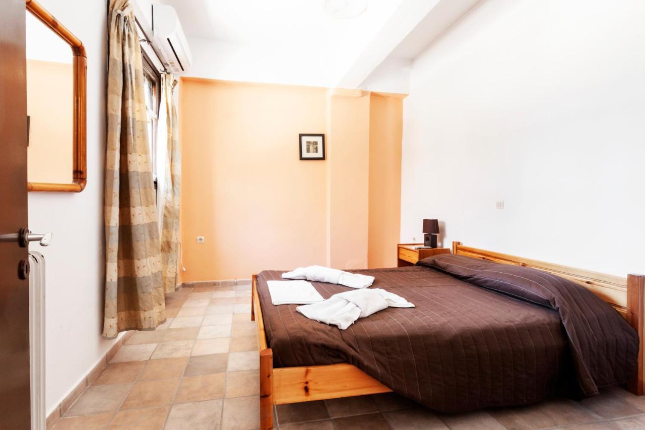 One Bedroom Apartment With Kitchenette# 12 A Raches  Bagian luar foto